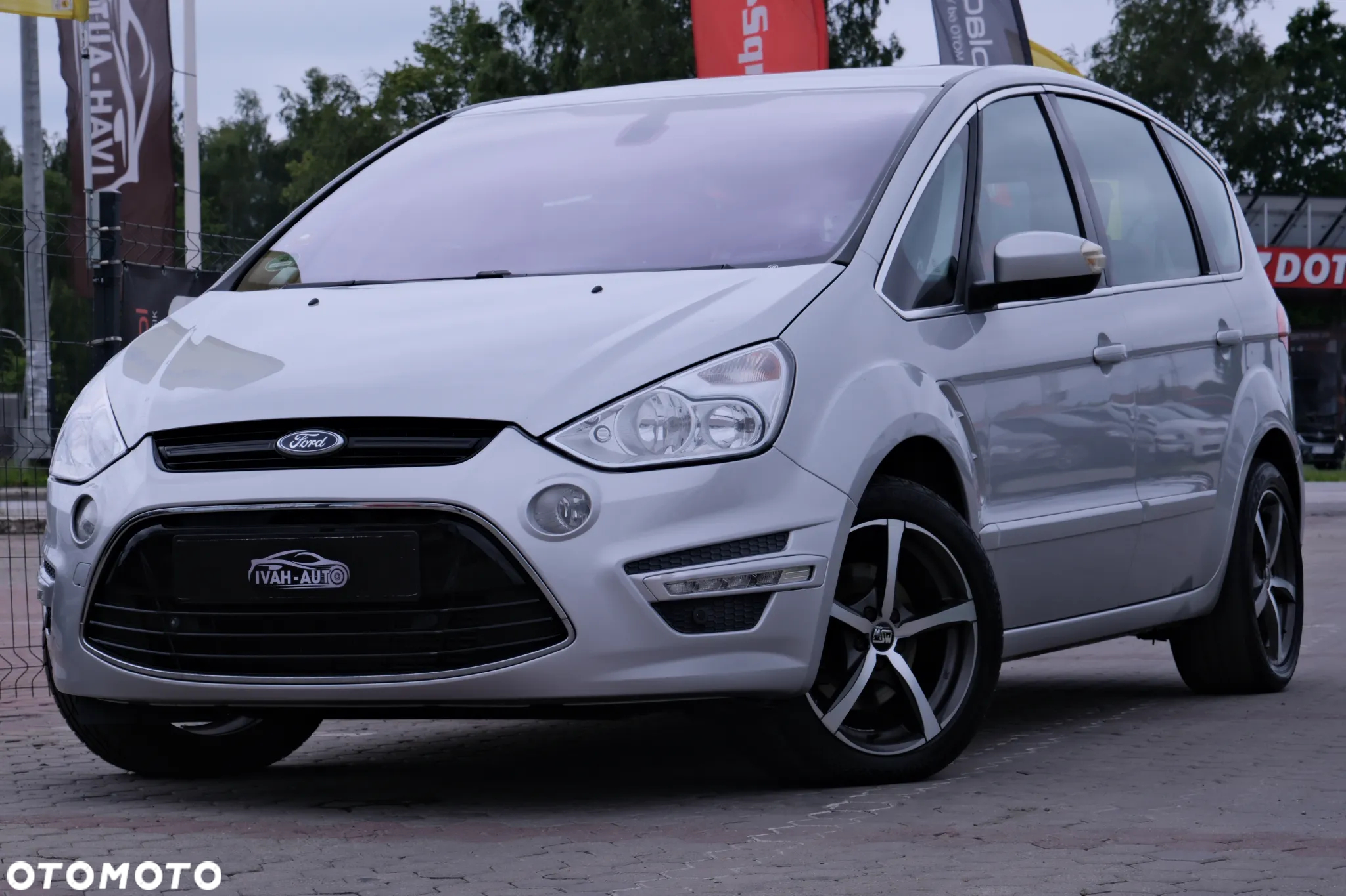 Ford S-Max 2.0 TDCi DPF Titanium - 17