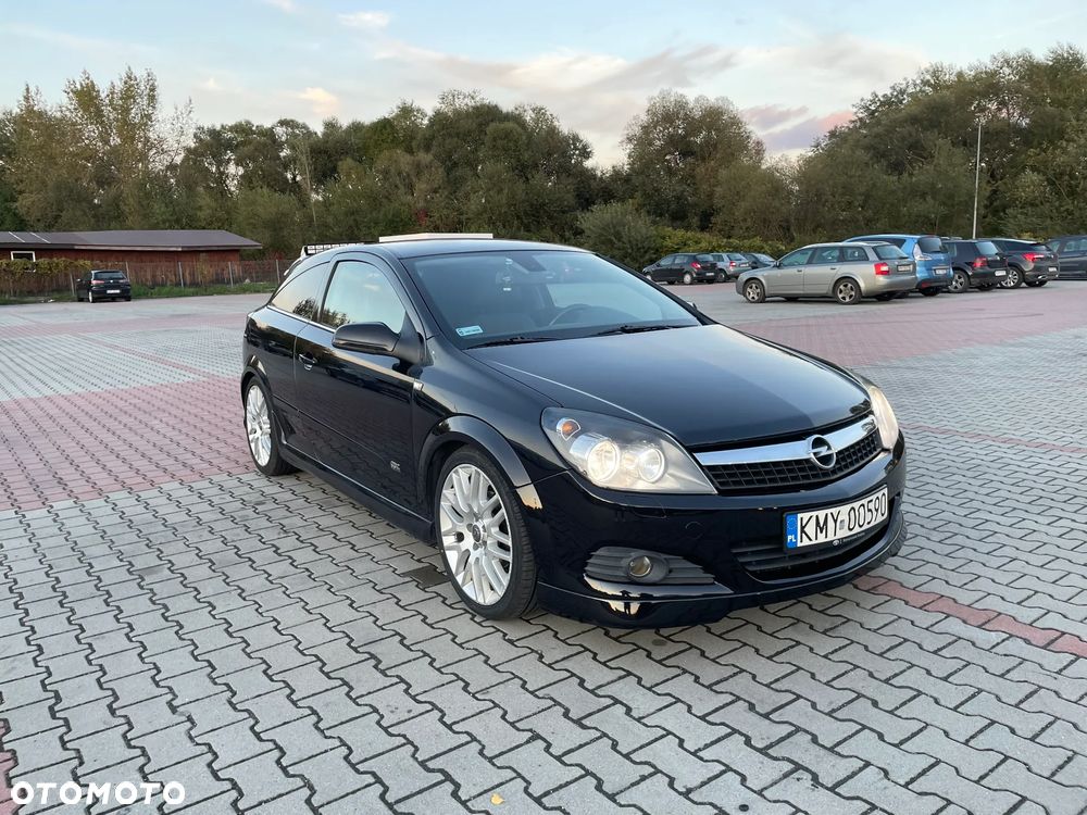 Opel Astra GTC 1.8 - 4