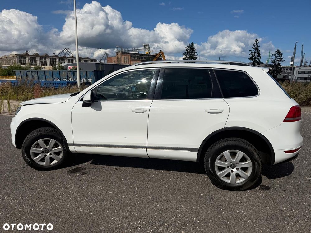 Volkswagen Touareg 3.0 V6 TDI BMT - 2