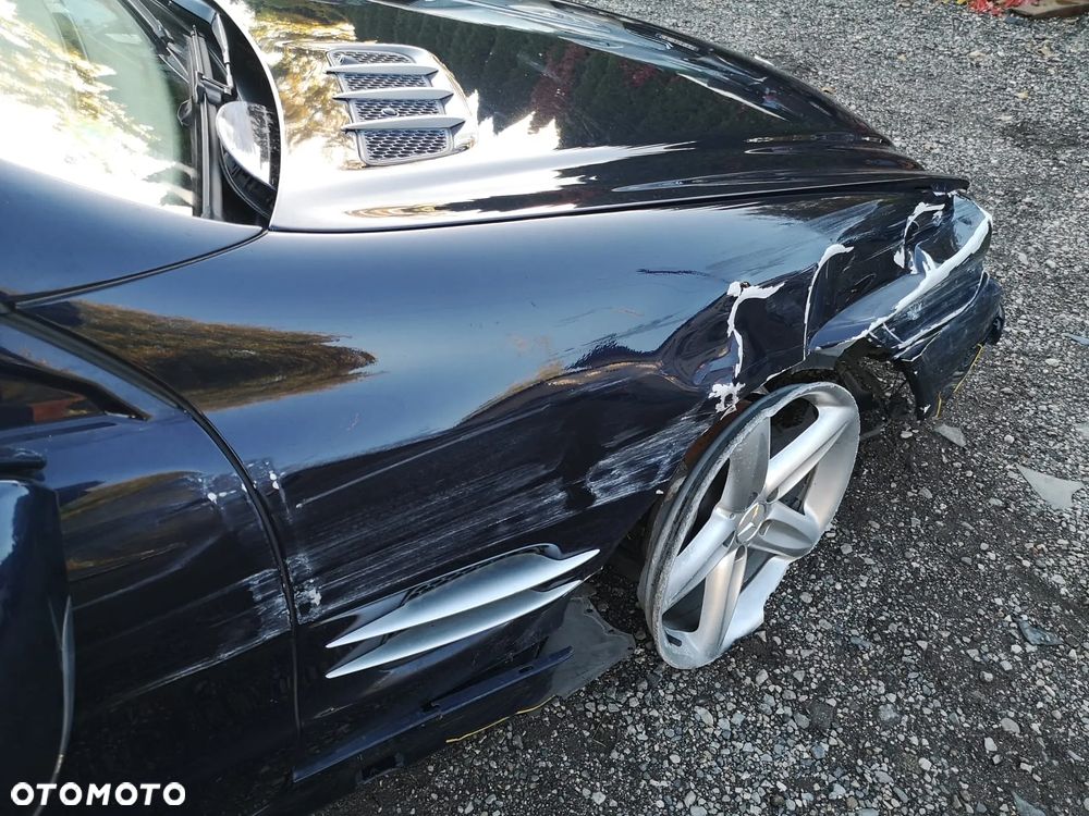 Mercedes-Benz SL - 33