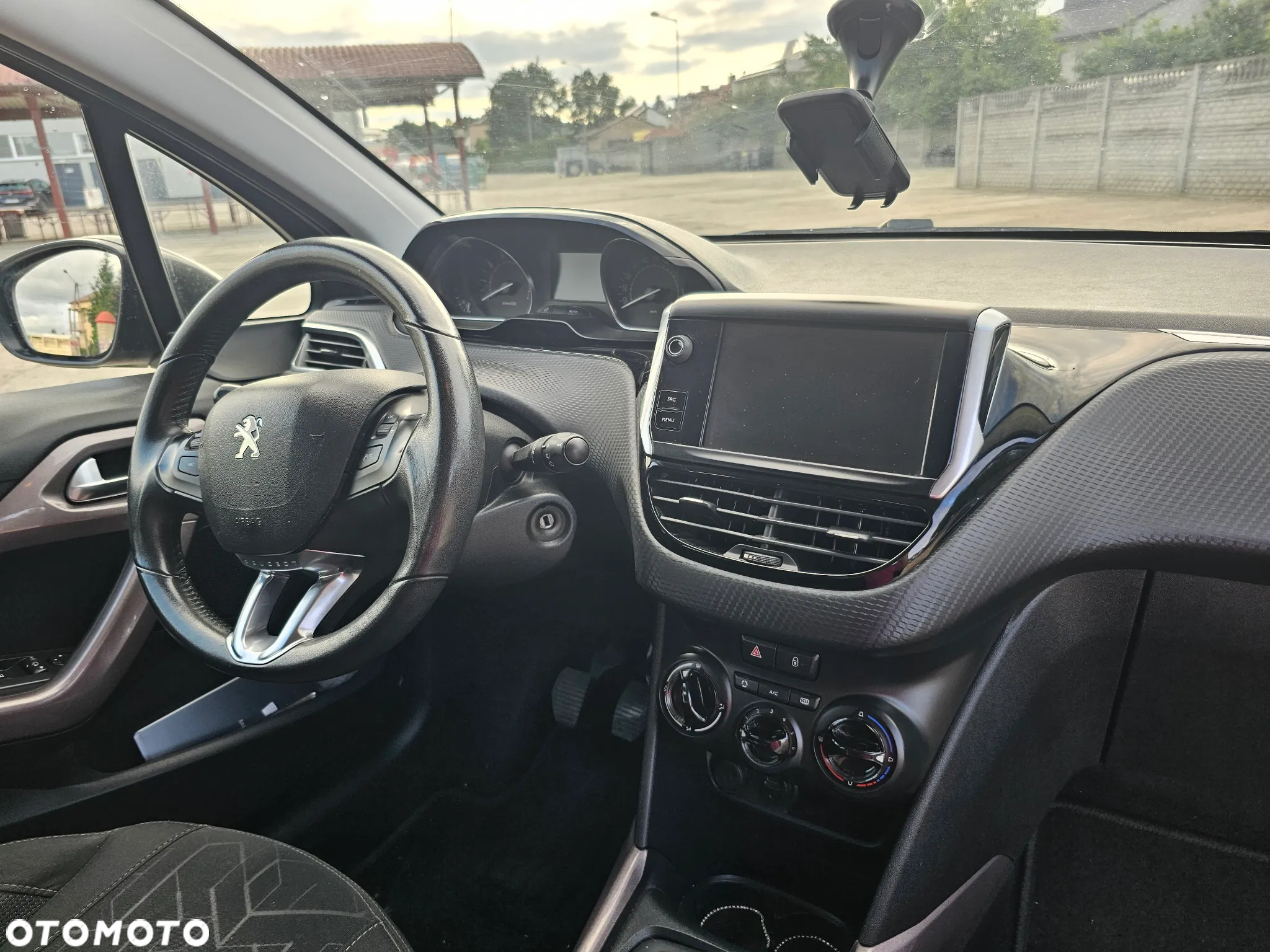 Peugeot 2008 1.2 Pure Tech Style - 13
