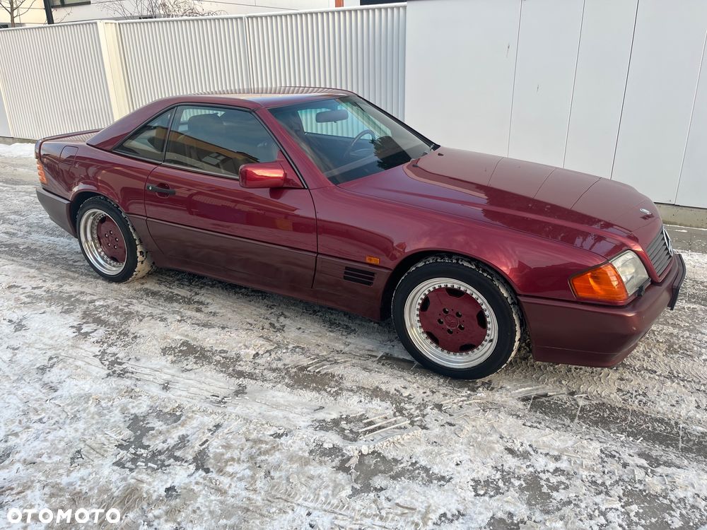 Mercedes-Benz SL - 24
