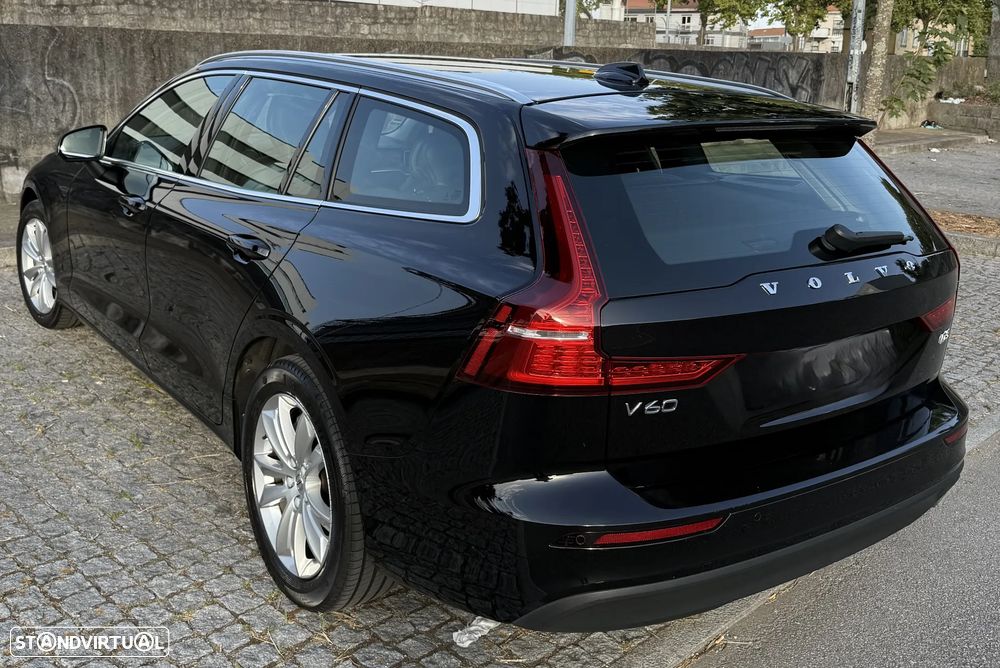 Volvo V60 2.0 D3 Momentum Plus Geartronic - 3