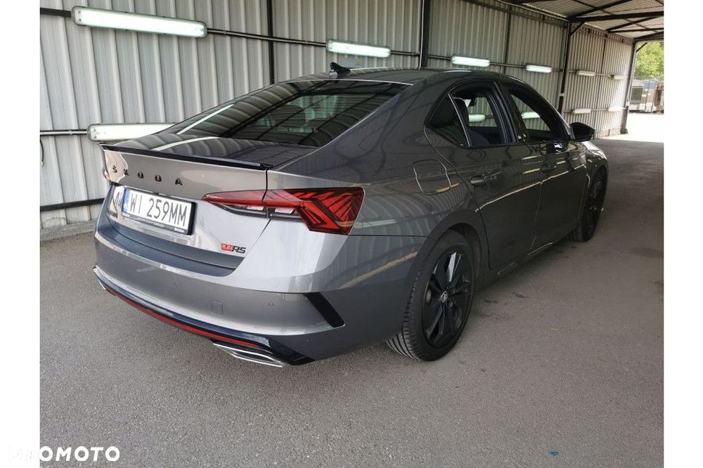 Skoda Octavia 2.0 TDI RS DSG - 3