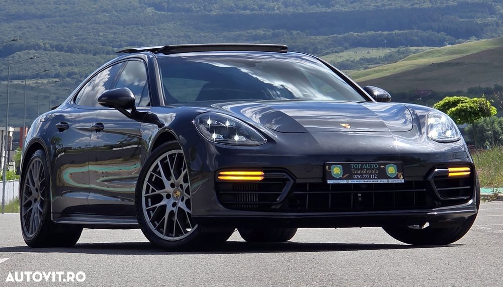 Porsche Panamera 4S - 3