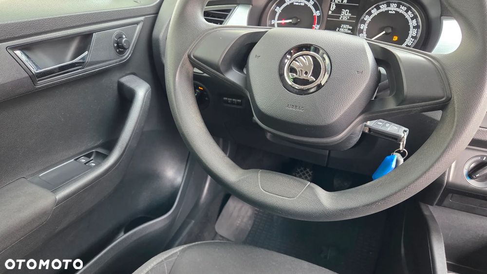 Skoda Fabia 1.0 TSI Ambition - 17