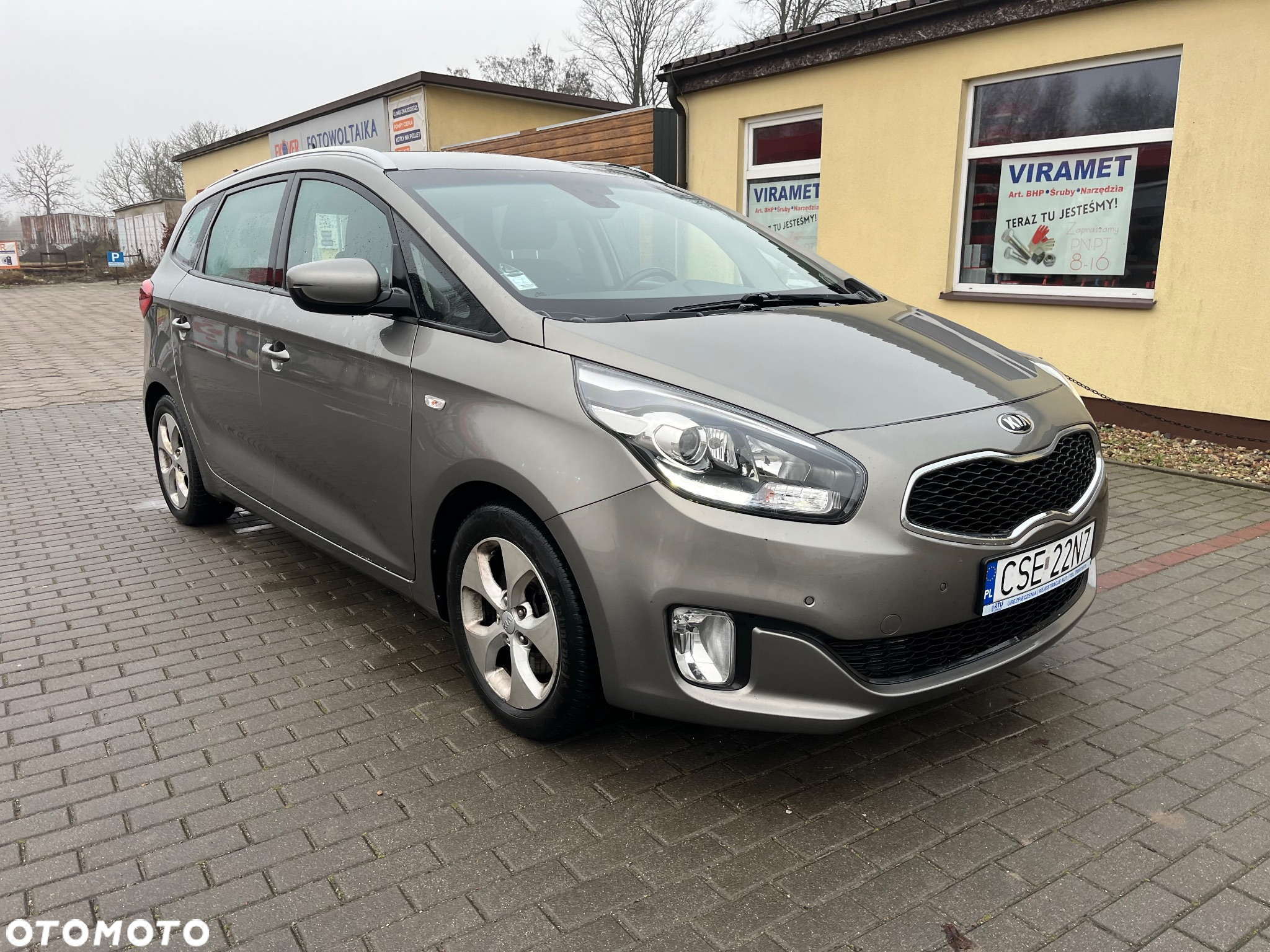 Kia Carens 1.7 CRDi L 7os - 3