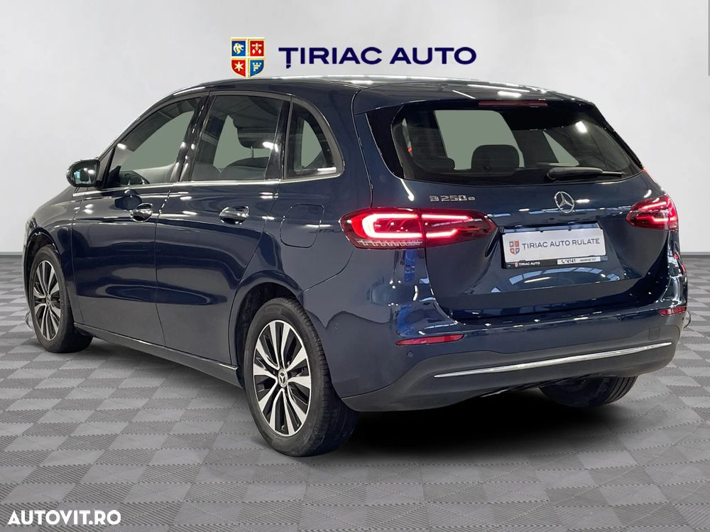 Mercedes-Benz B 250 e 8G-DCT - 3