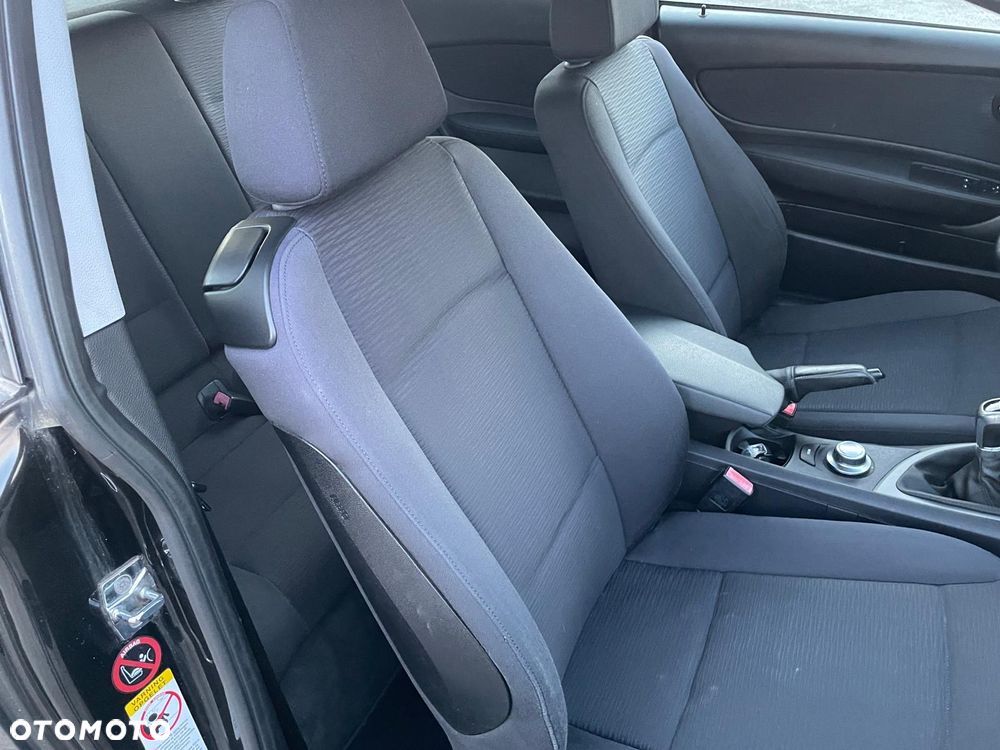 BMW Seria 1 118d DPF Edition Sport - 13