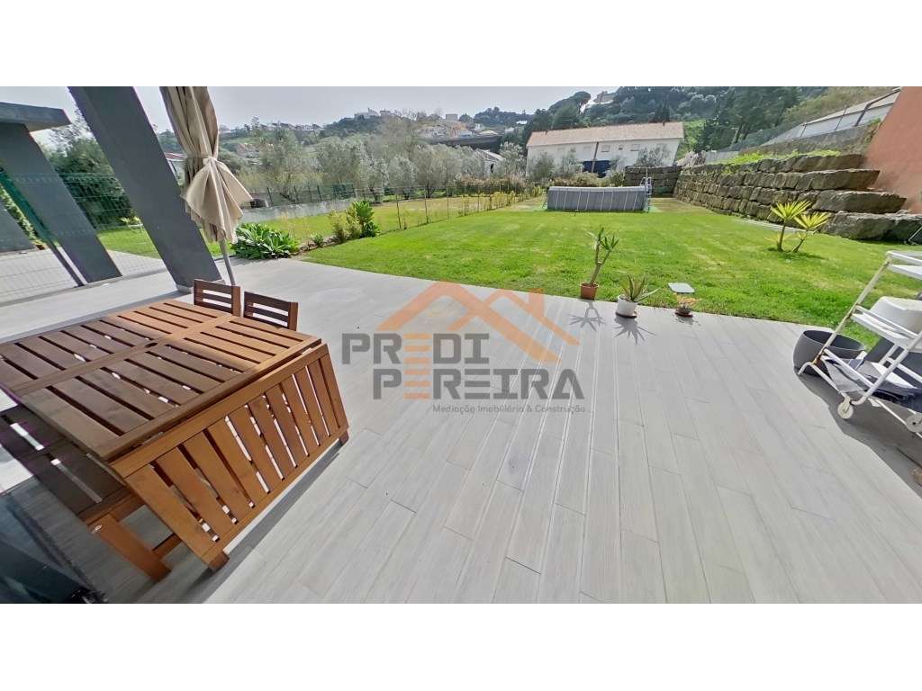 Reservado!
Situada em Caneças, moradia exclusiva, com mais de 1.00... - Grande imagem: 4/60