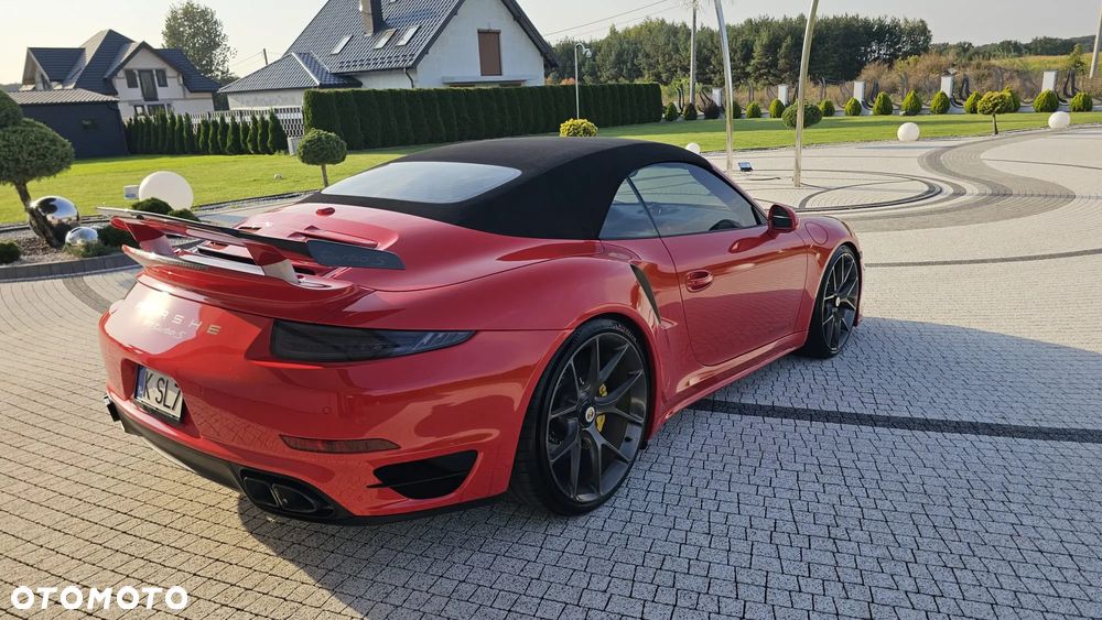 Porsche 911 Turbo S - 5