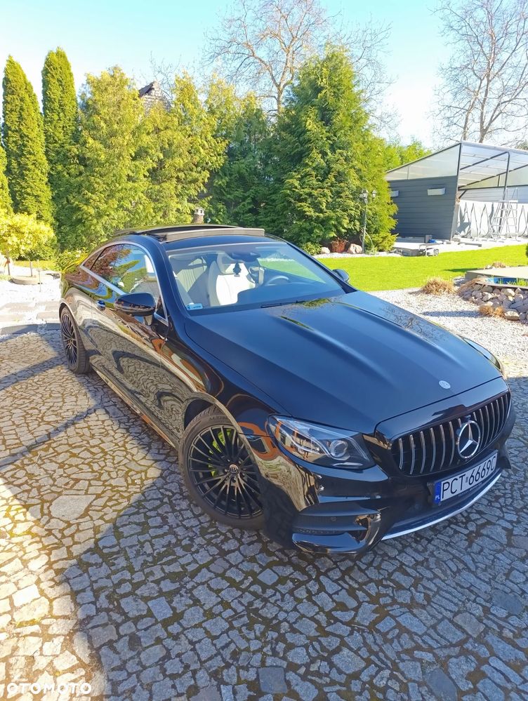 Mercedes-Benz Klasa E 220 d 4-Matic 9G-TRONIC - 4