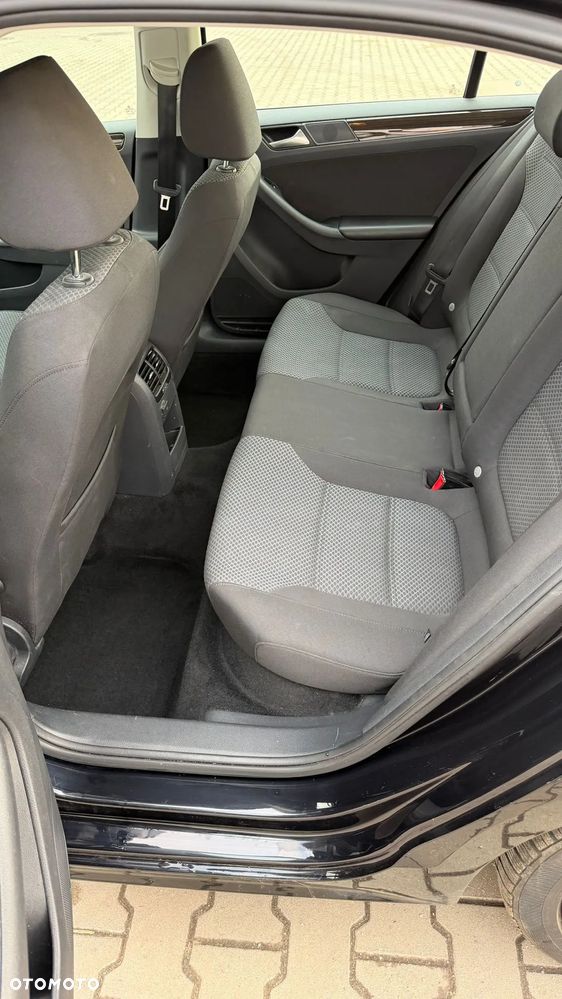 Volkswagen Jetta 2.0 TDI DPF BMT Comfortline - 21