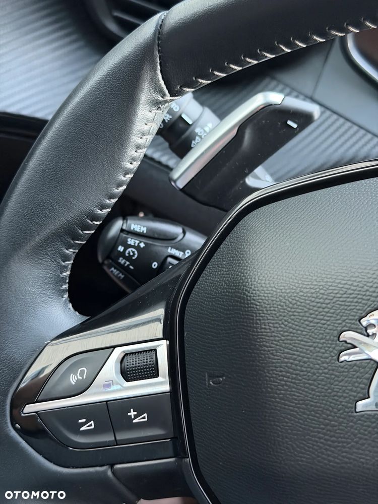 Peugeot 2008 PureTech 130 EAT8 Active - 38