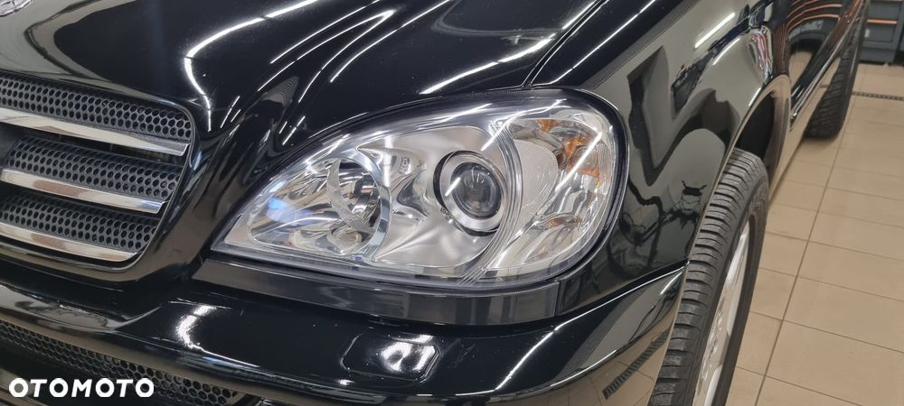 Mercedes-Benz ML - 13