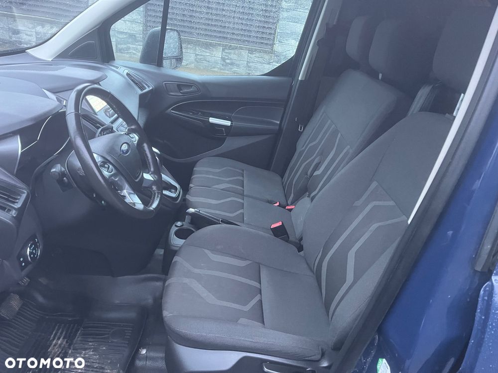 Ford Transit Connect - 22