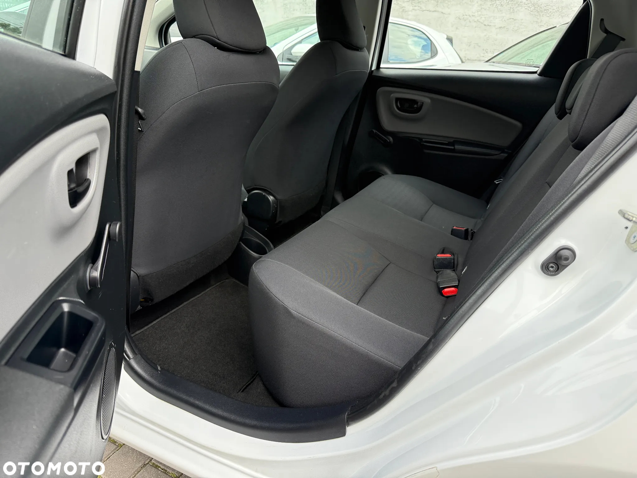 Toyota Yaris 1.5 Active - 9
