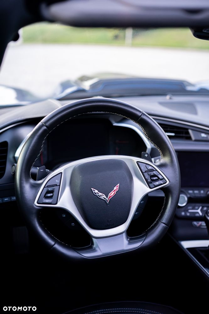 Chevrolet Corvette - 11