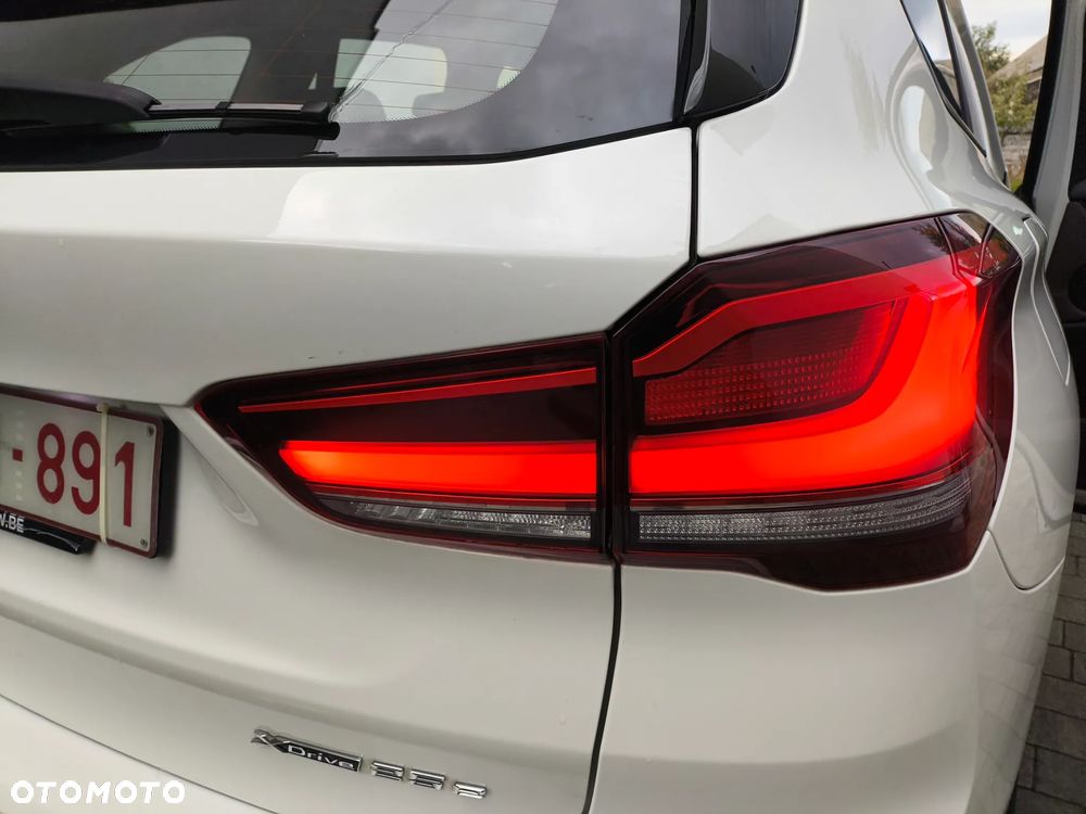 BMW X1 xDrive25e xLine - 17