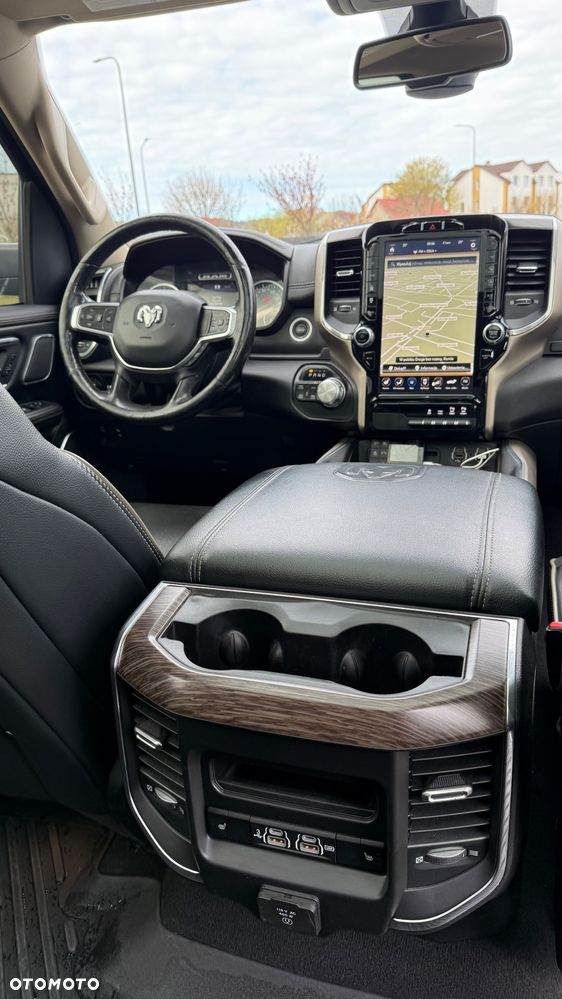 RAM 1500 Crew Cab Shortbed Laramie - 20