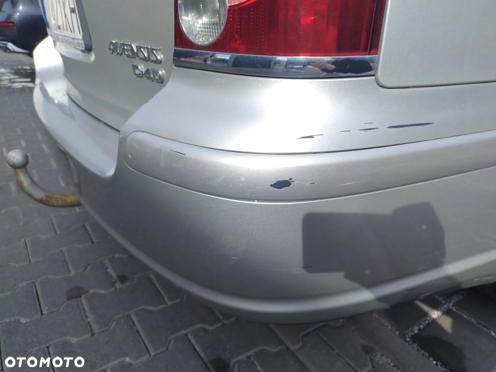 Toyota Avensis 2.0 D-4D Sol - 22