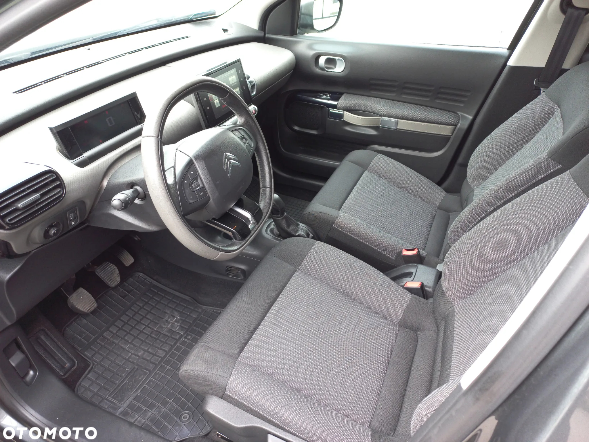 Citroën C4 Cactus 1.2 PureTech Feel S&S - 10