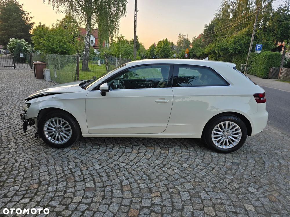 Audi A3 3-drzwiowe 1.4T FSI Attraction - 18