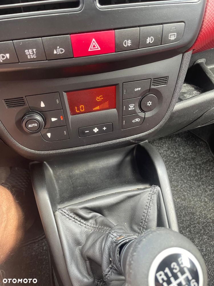 Fiat Doblo MAXI - 16