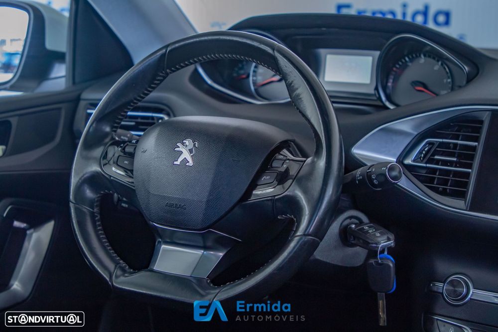 Peugeot 308 SW 1.6 BlueHDi Allure - 25