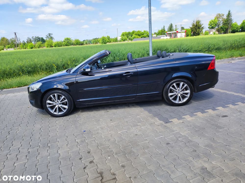 Volvo C70 D3 Momentum - 23