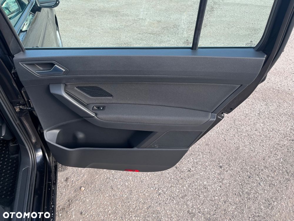 Volkswagen Touran 1.6 TDI SCR (BlueMotion Technology) DSG Trendline - 12