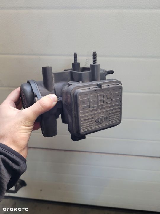 EBS MERCEDES ACTROS MP4 A0014311013 - 1