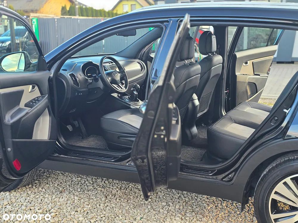 Kia Sportage 1.7 CRDI 2WD ISG Dream-Team Edition - 13