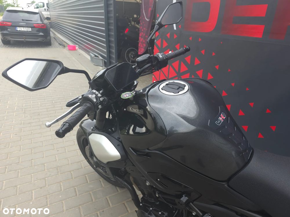 Kawasaki Z 900 - 37