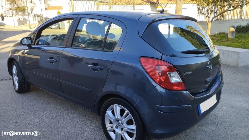 Opel Corsa 1.3 CDTI Cosmo - 3