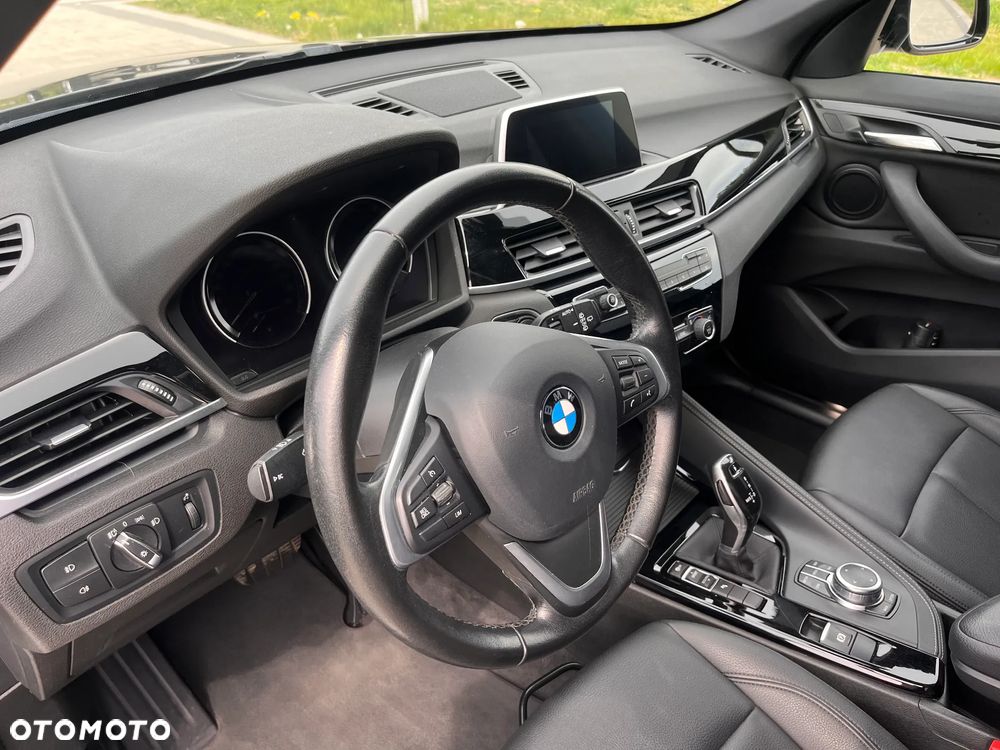 BMW X1 sDrive18i GPF Sport Line - 11