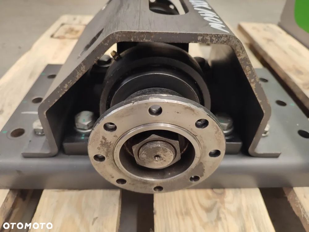 Mocowanie podpora wału DOOSAN DX 140 W - 5