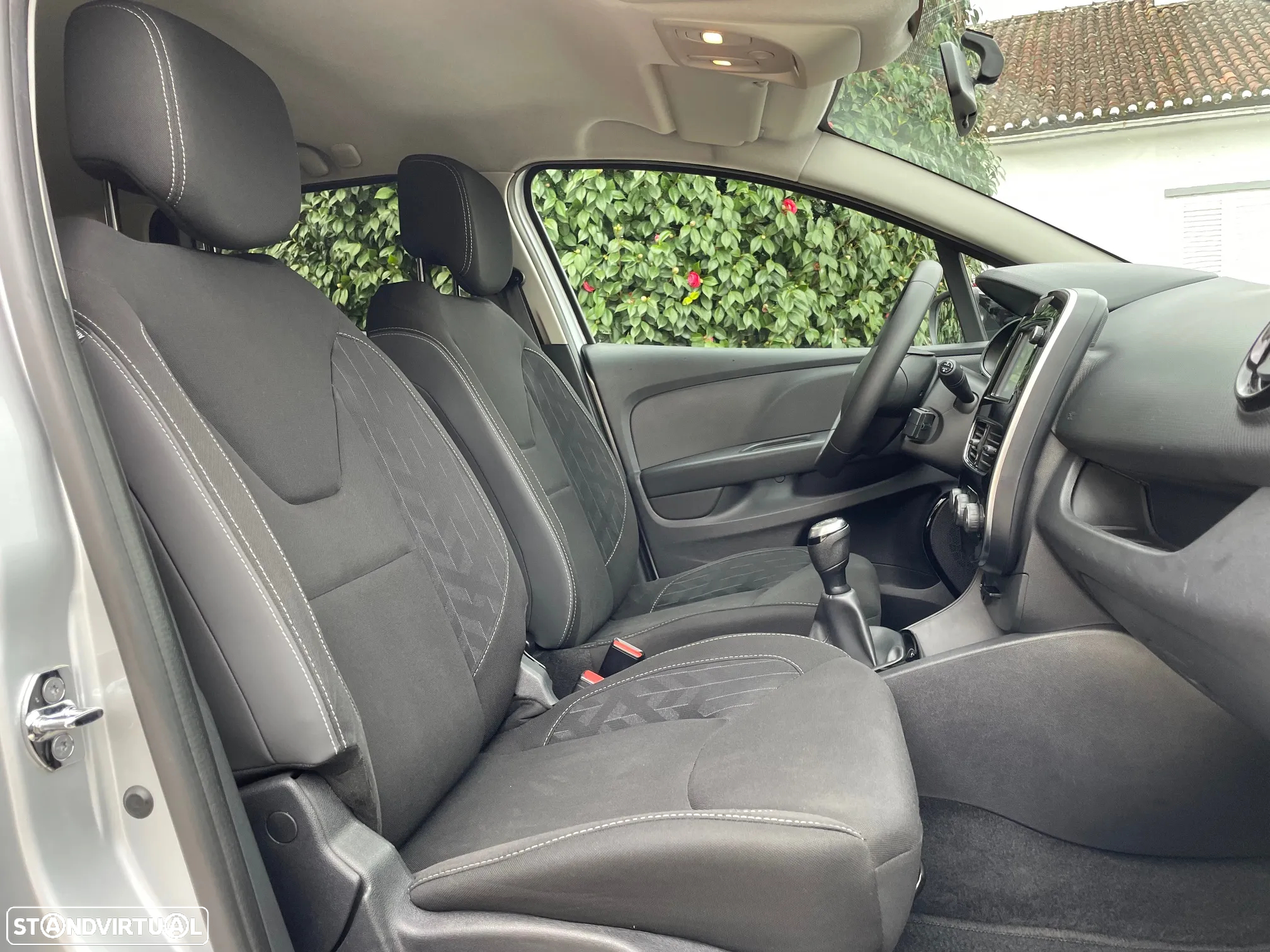 Renault Clio Sport Tourer 1.5 dCi Limited - 31