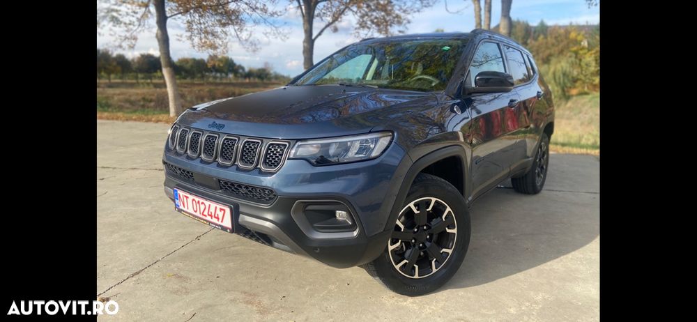 Jeep Compass 1.3 T4 4xe Automatik Trailhawk - 11