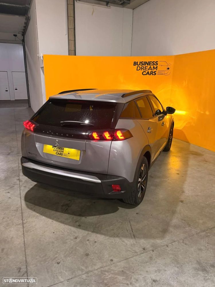 Peugeot e-2008 50 kWh Allure - 12