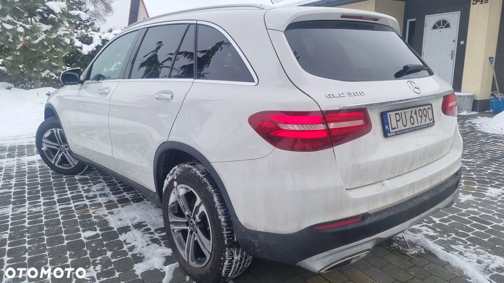 Mercedes-Benz GLC - 4