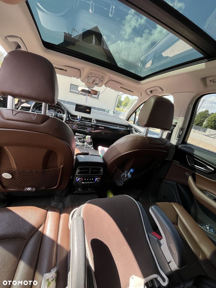 Audi Q7 - 8