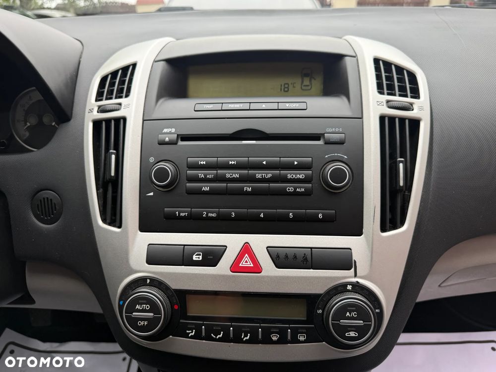 Kia Ceed 1.6 Comfort - 18