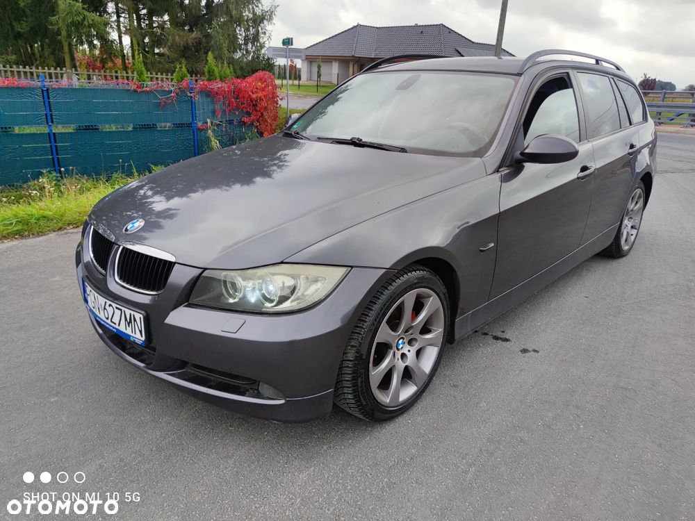 BMW Seria 3 320i - 2