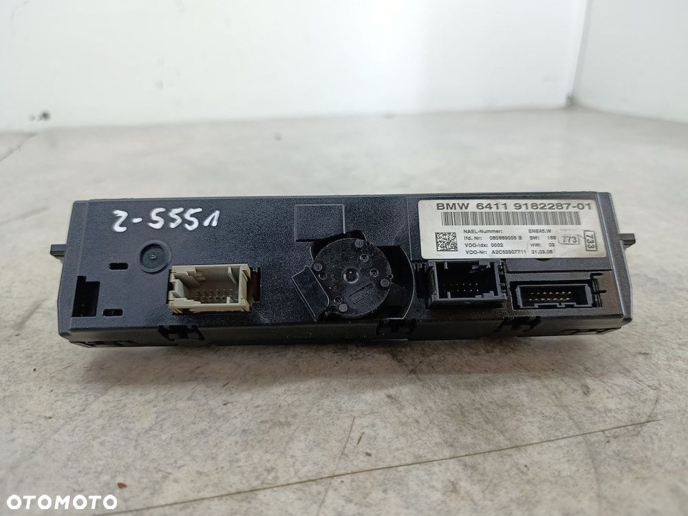 PANEL NAWIEWU BMW 1 E87 9182287 A2C53307711  VDO - 6