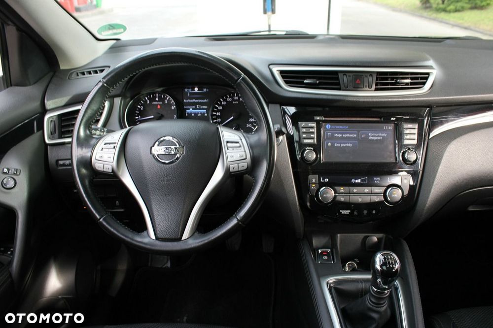 Nissan Qashqai 1.6 DIG-T N-Connecta - 8