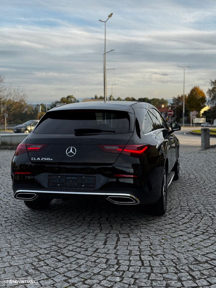 Mercedes-Benz CLA 250 e Shooting Brake 8G-DCT AMG Line - 4