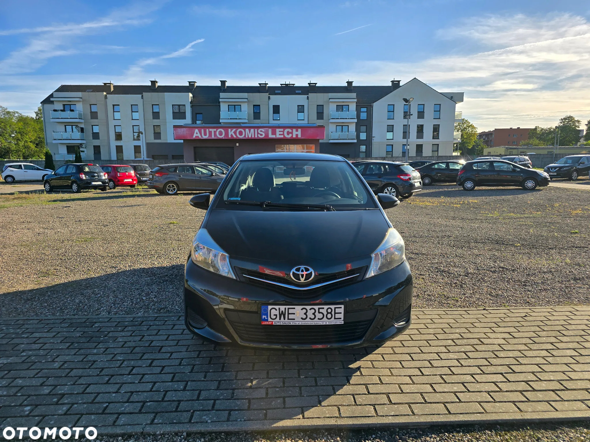 Toyota Yaris 1.0 Luna - 2