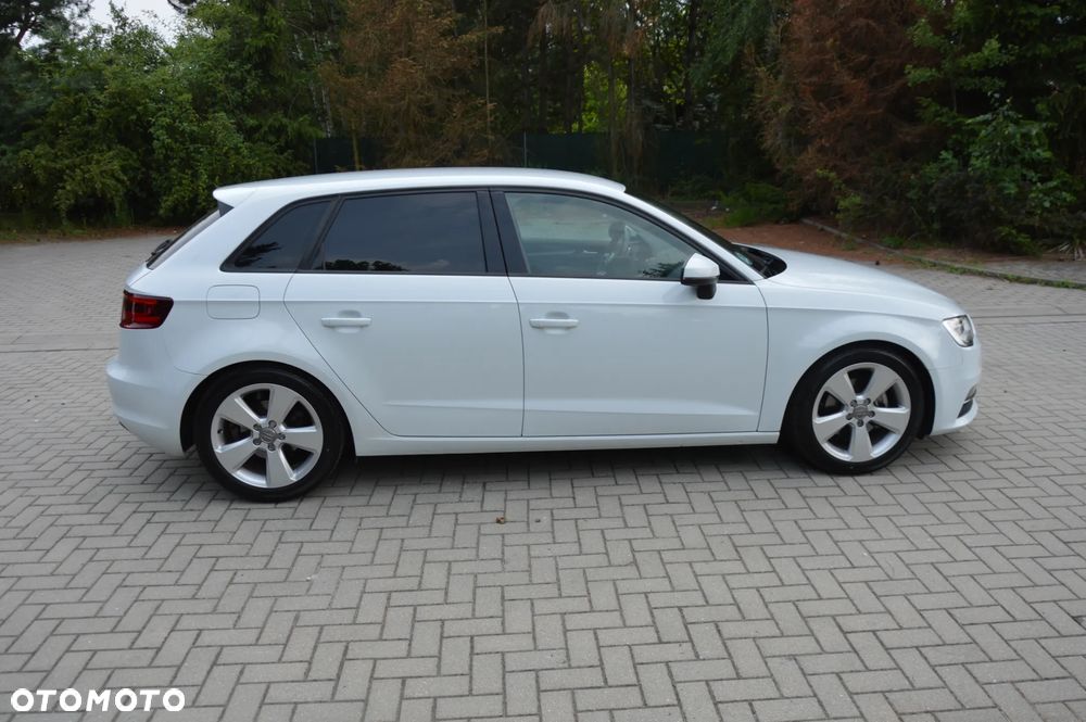 Audi A3 Sportback 1.2 TFSI Attraction - 10