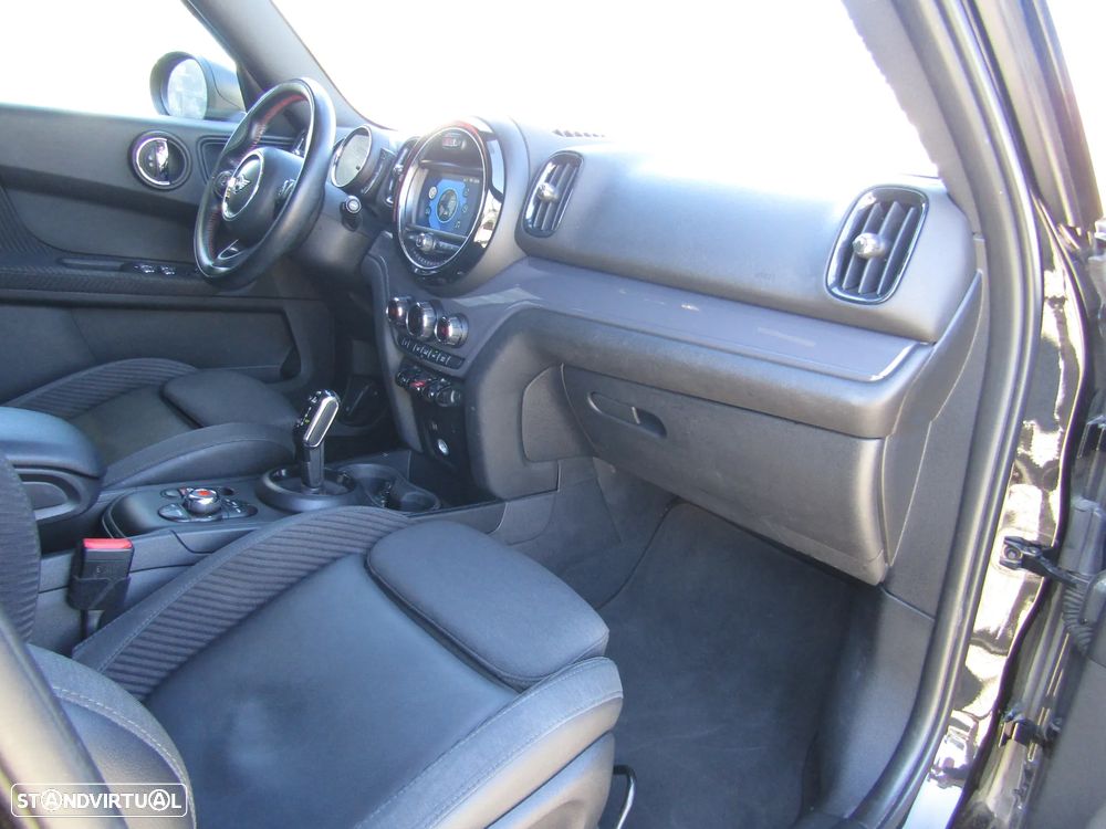 MINI Countryman One D Sport Edition Auto - 19
